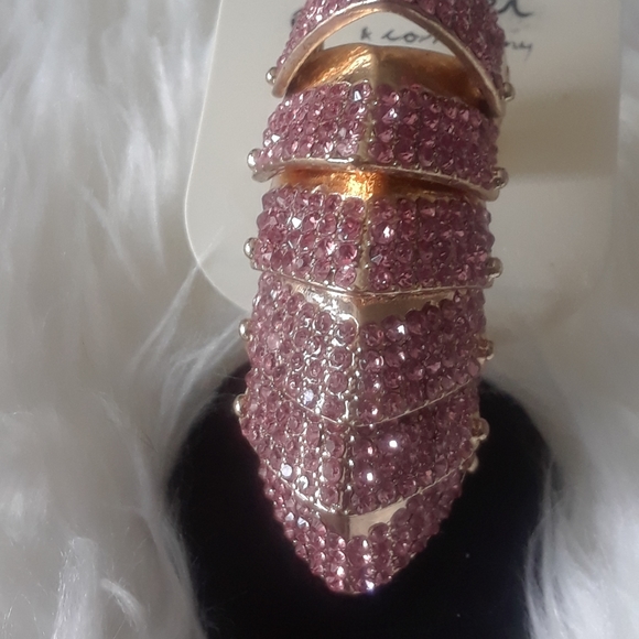 Fashion Rhinestone Ring - Picture 4 of 4